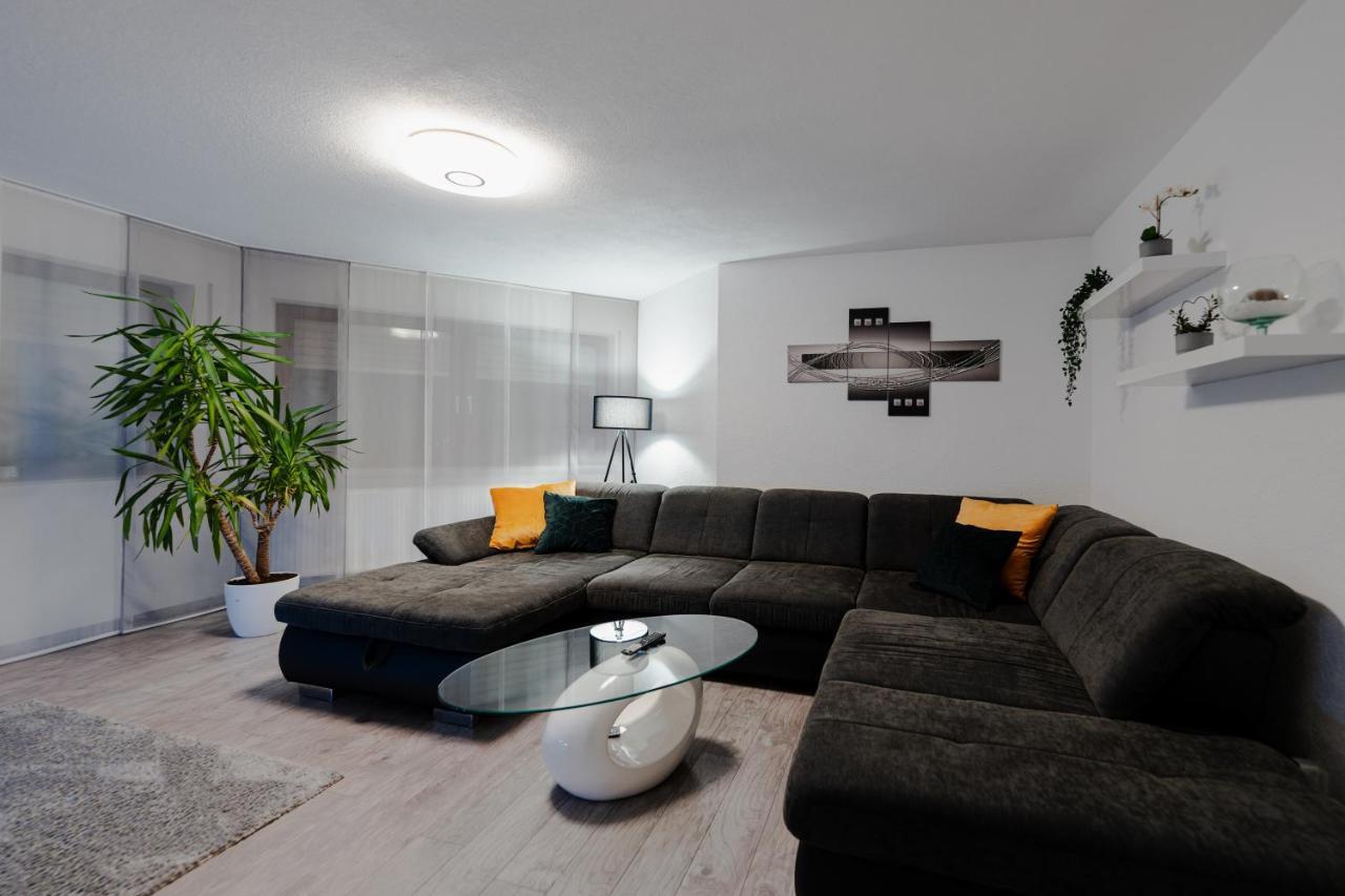 Modern - Ruhige Lage - Zentrumsnah - 2-Zimmer Apartment Хорб-ам-Неккар Экстерьер фото