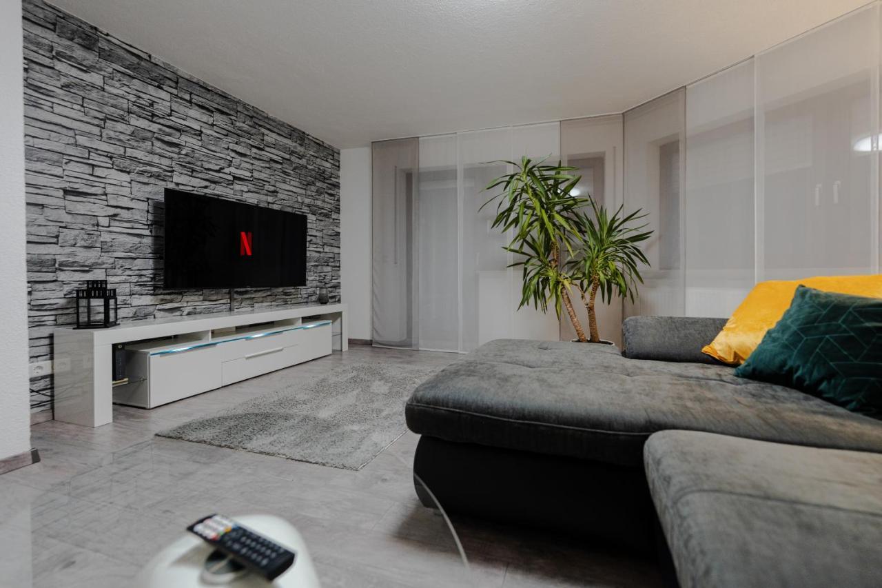 Modern - Ruhige Lage - Zentrumsnah - 2-Zimmer Apartment Хорб-ам-Неккар Экстерьер фото